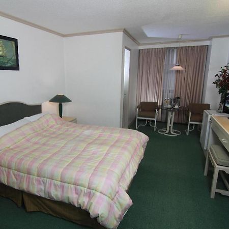 Hotel Supreme Baguio City Kültér fotó