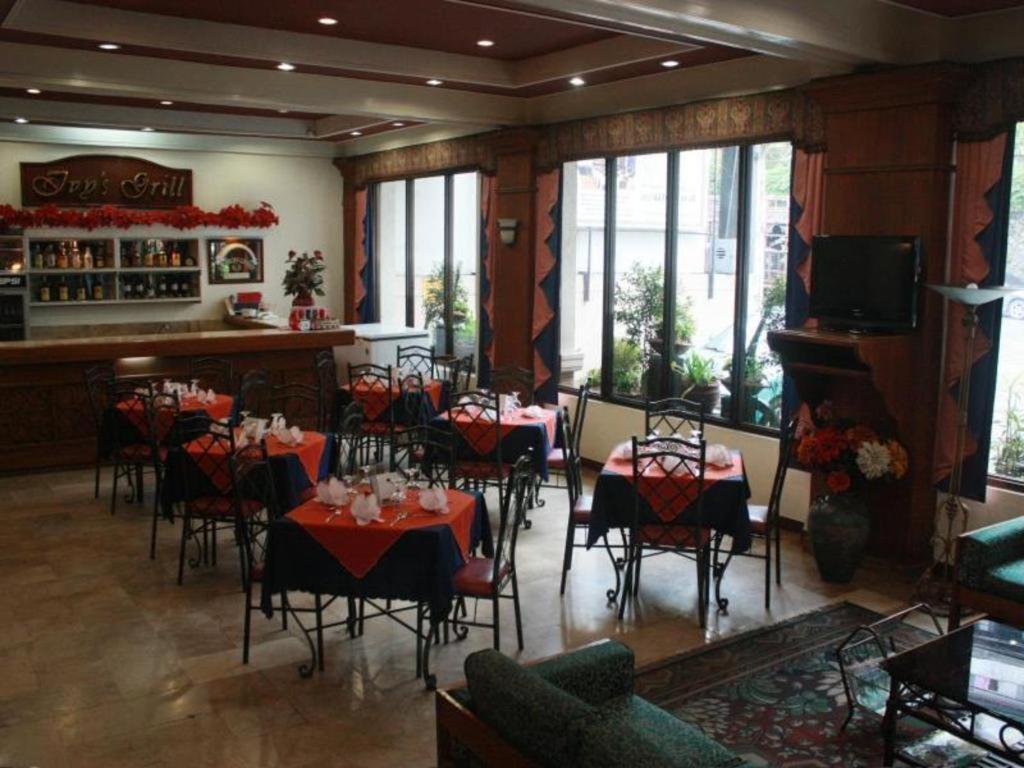 Hotel Supreme Baguio City Kültér fotó