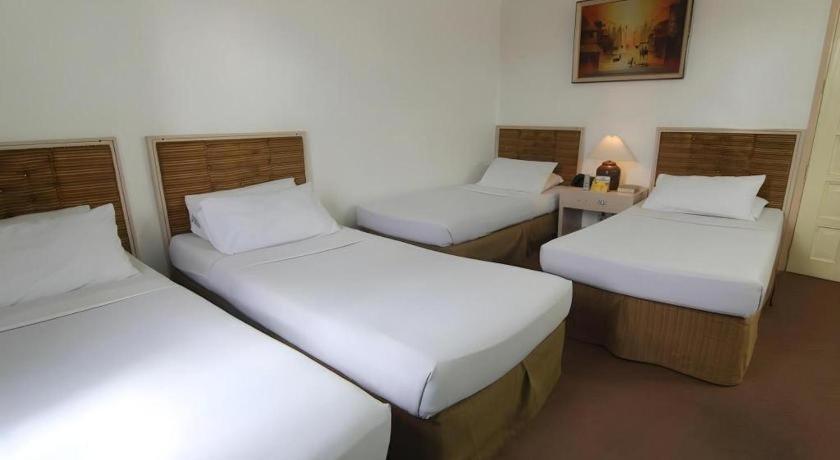 Hotel Supreme Baguio City Kültér fotó