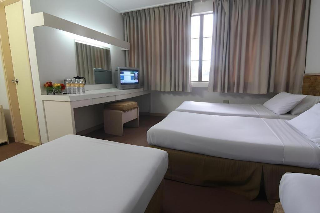 Hotel Supreme Baguio City Kültér fotó